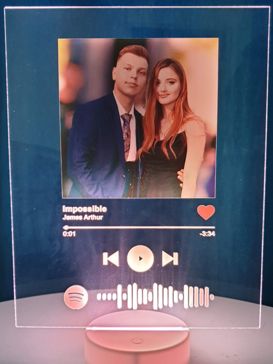 Музикална корица "Spotify" с LED поставка