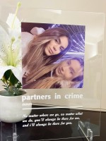 Плакет с пожелание  "Partners in crime"