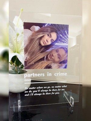 Плакет с пожелание  "Partners in crime"
