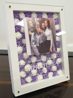 Плакет с дълбока рамка и цветя "За нашата най-добра приятелка"