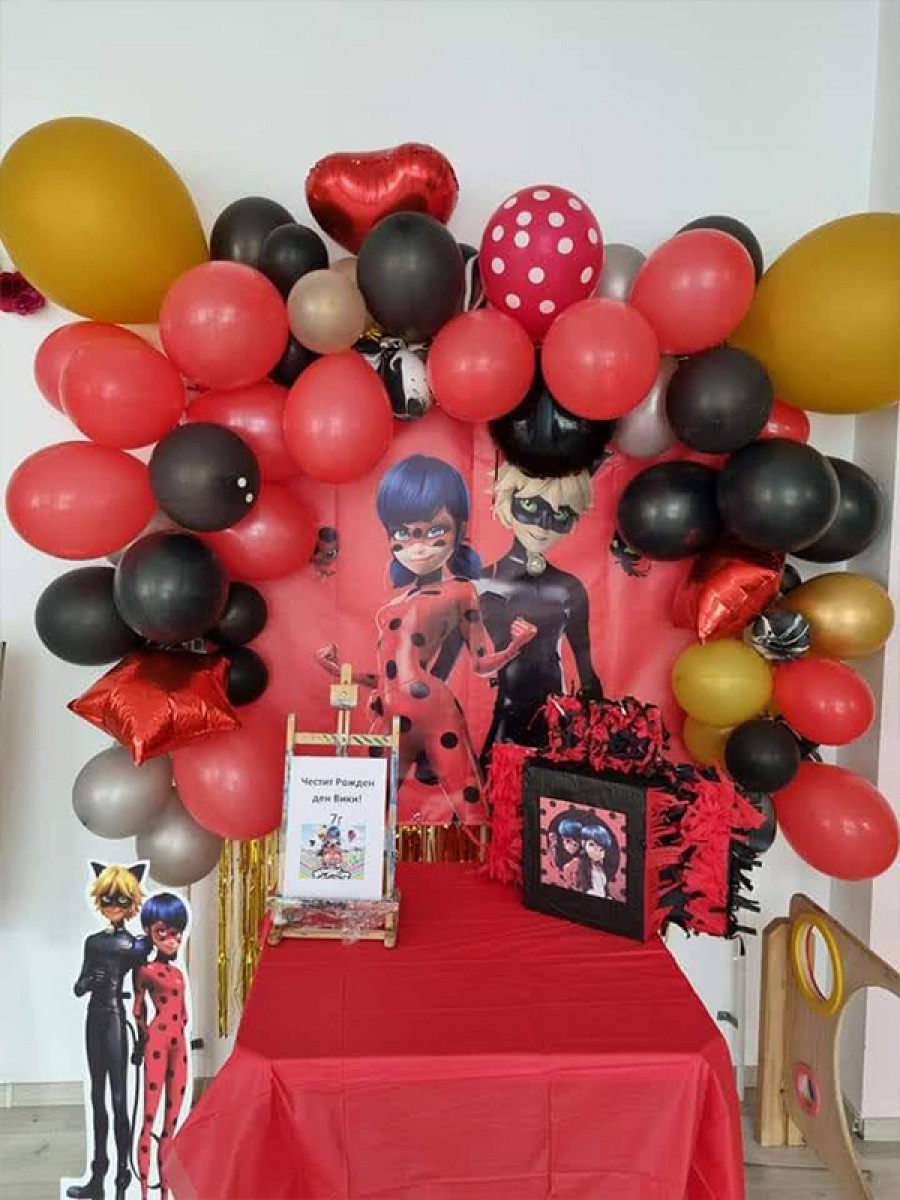 Винил за рожден ден Калинката и черния котарак