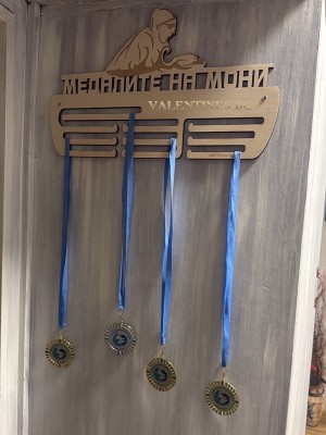 Поставка за медали Плуване стил Бруст